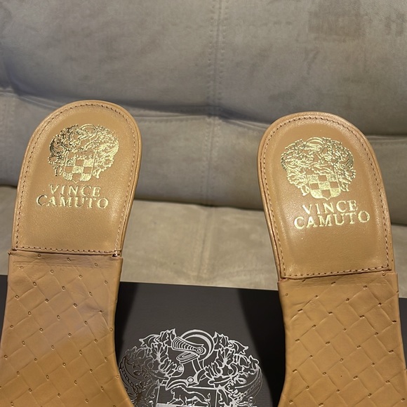 Vince Camuto Brelanie Woven-Strap Mule - Picture 4 of 7